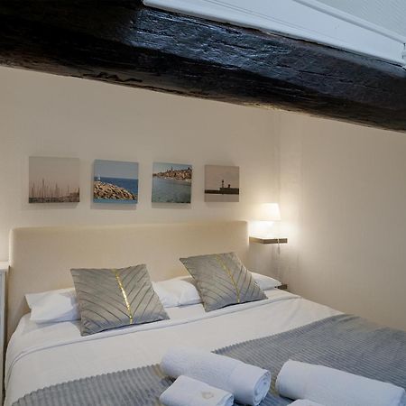 Pied-A-Terre Saint Michel Apartment Menton Exterior photo